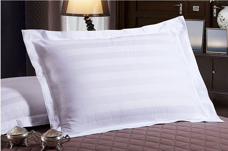 Four-piece 5 Star Hotel style bedding