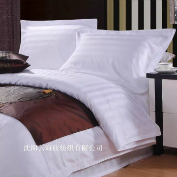 Four-piece 5 Star Hotel style bedding