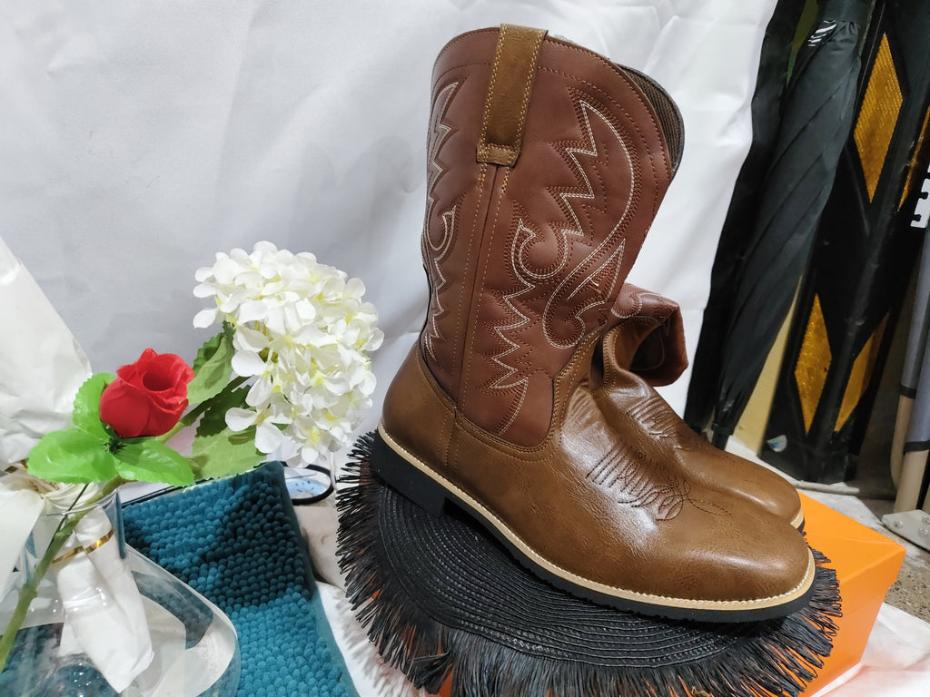 Big Wide Head Western Cowboy Boots